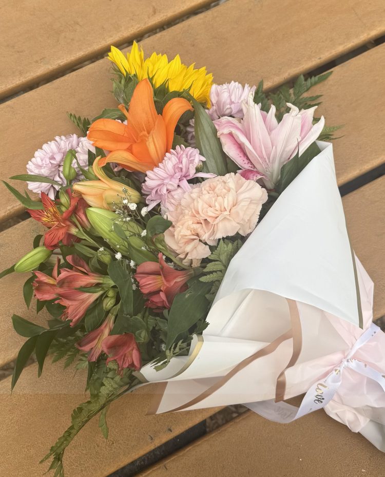 Mixed Flower Bar Blooms Extra Grande